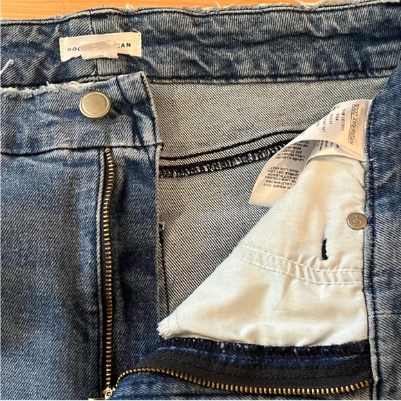 Good American Good Curve Blue
Straight Leg Jeans size 10/30 - Picture 5 of 10
